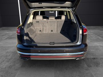 Volkswagen Touareg - 8