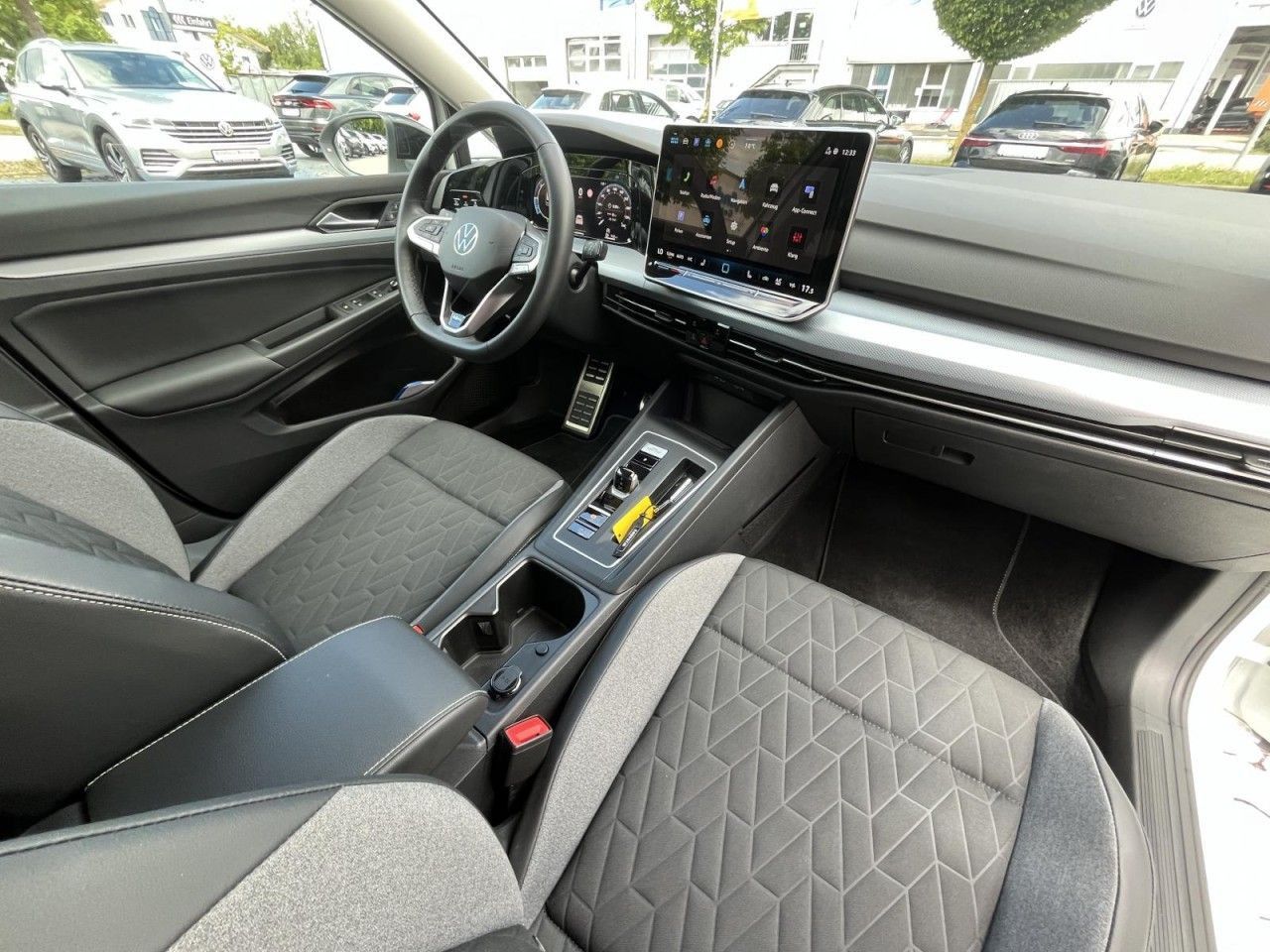 Volkswagen Golf - Bild 12