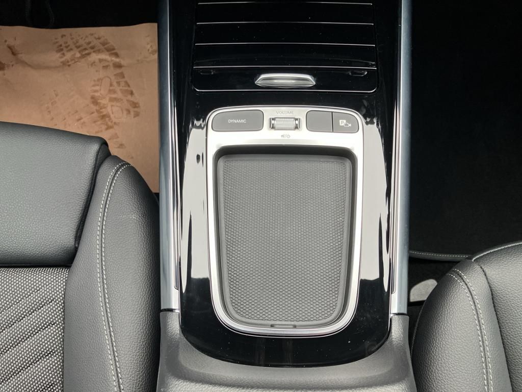 Fahrzeugabbildung Mercedes-Benz GLA 200 el. Heckklappe*LED*Kamera*AHK*PDC