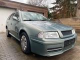 Skoda Octavia 1.9 TDI 66 kw - Skoda Octavia aus 2003: 1.9