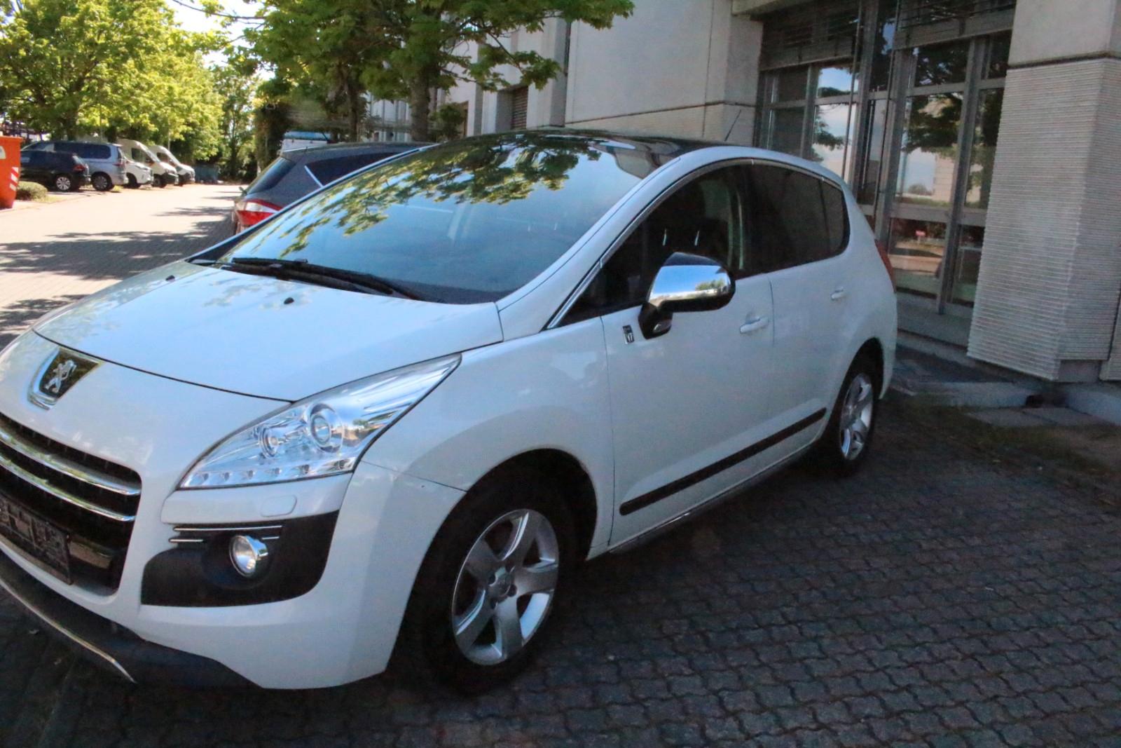 Peugeot 3008 HYbrid4
