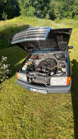 Mercedes-Benz Mercedes w124 300e - Mercedes-Benz 300: W124 300e