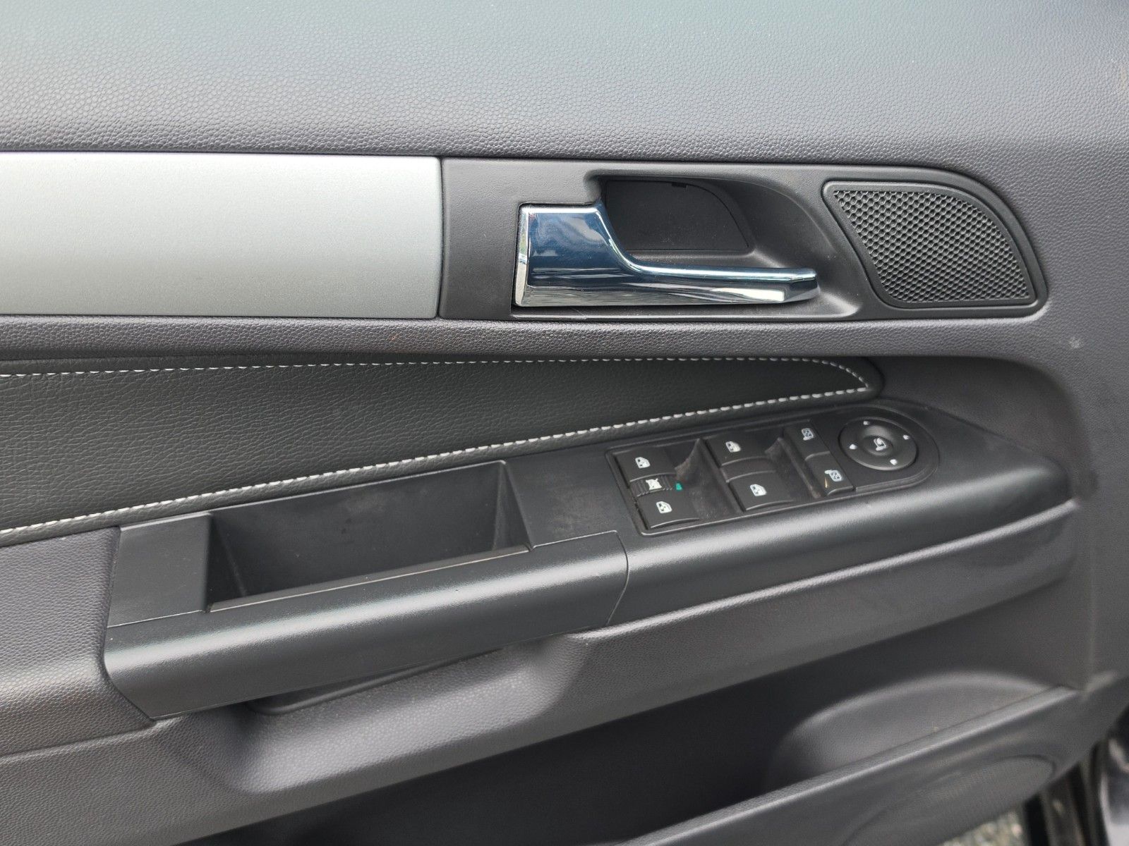 Fahrzeugabbildung Opel Zafira B Innovation "110 Jahre" 7-Sitzer 1.Hand