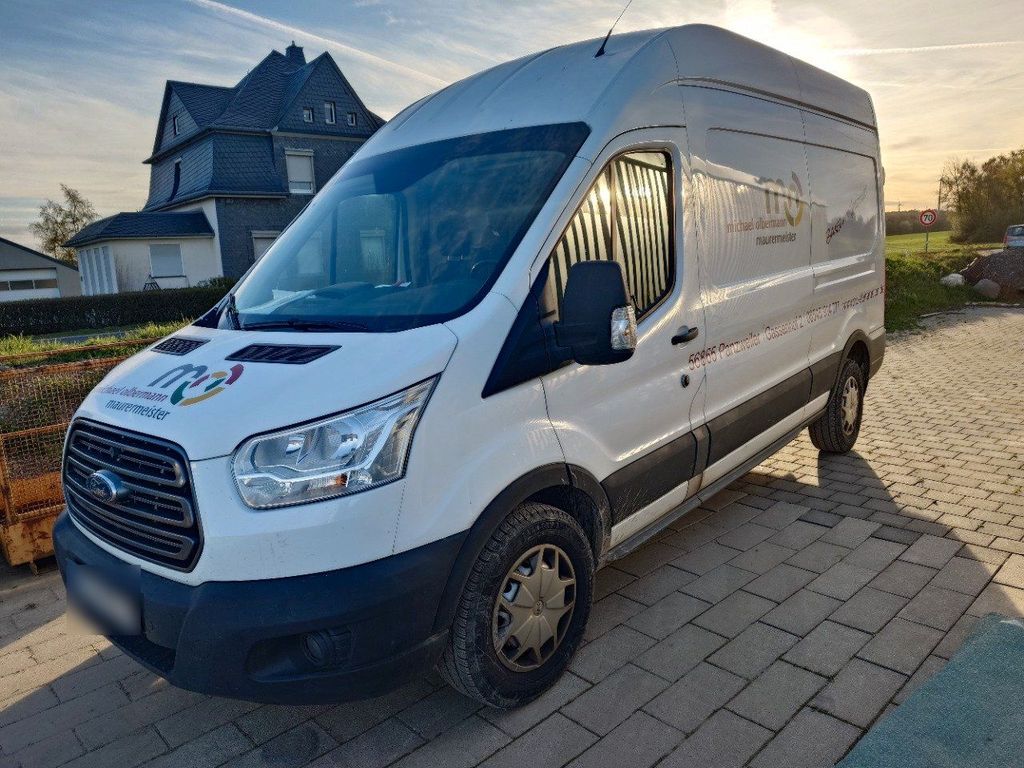Image of Ford Transit