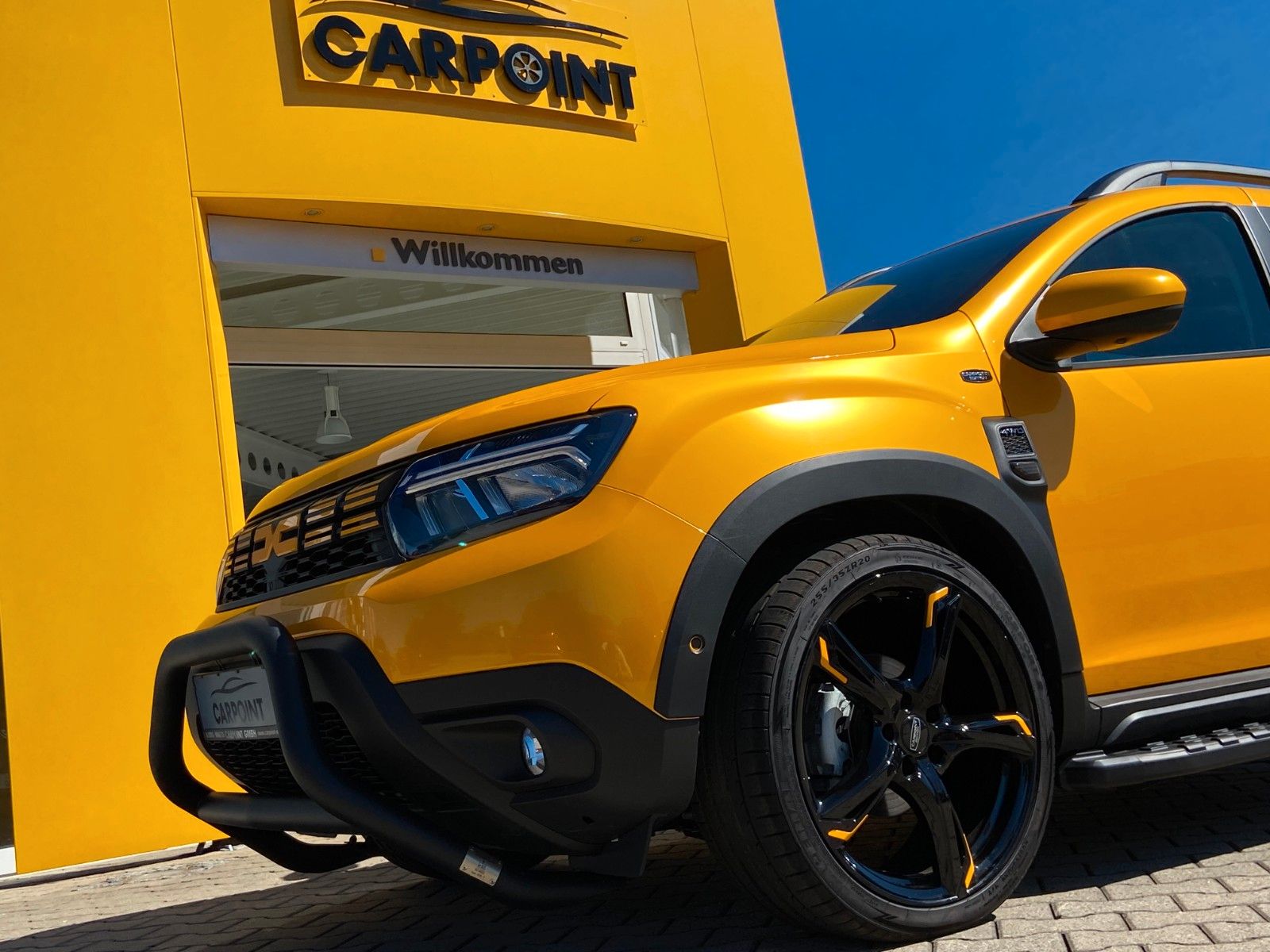 Dacia Duster TCe 150 4WD CARPOINT GELB EDITION – Carpoint NRW