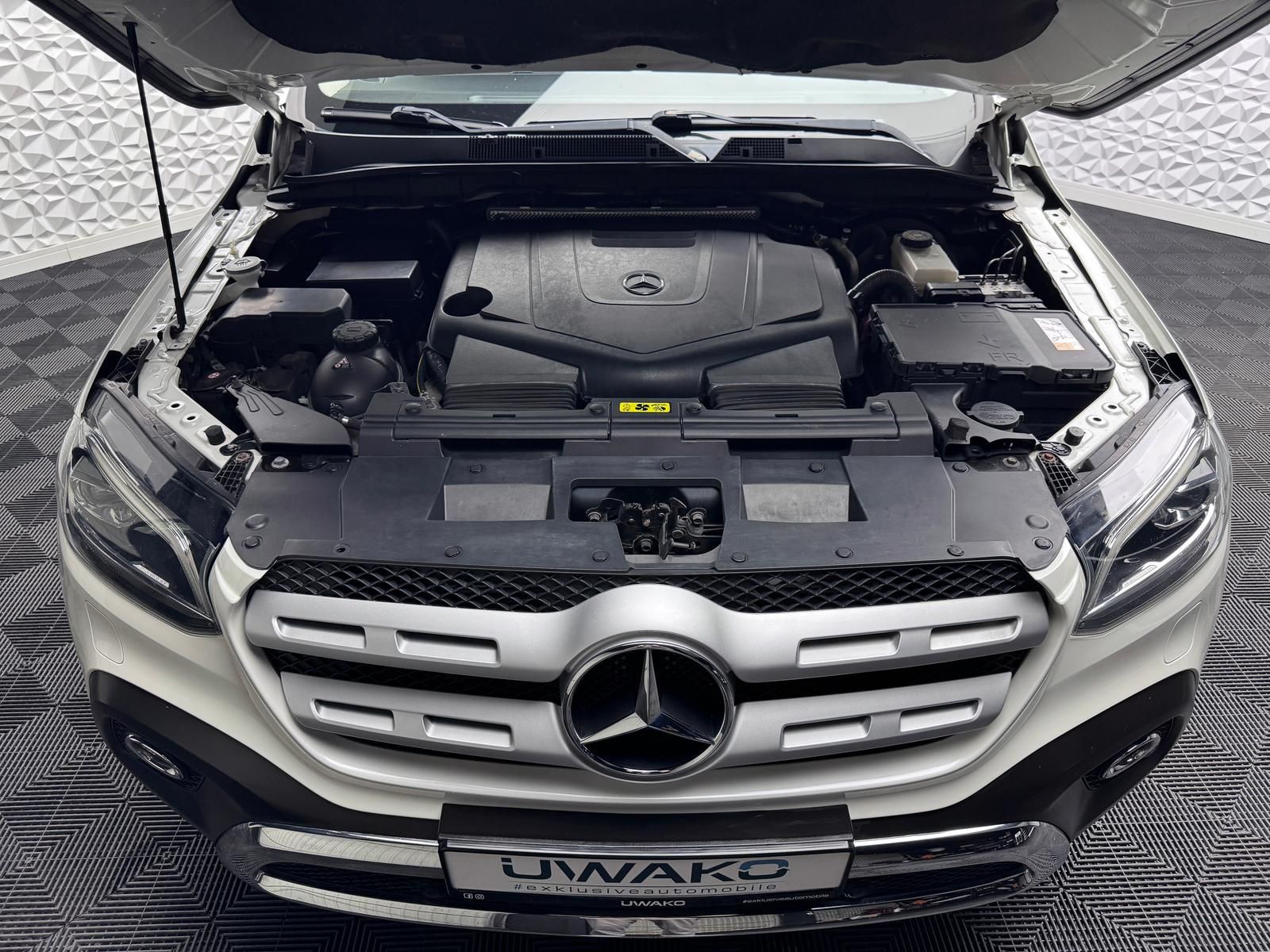 Fahrzeugabbildung Mercedes-Benz d POWER-EDITION/4MATIC/LED/KEYLES/360°/AHK