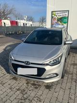 Hyundai i20 1.0 T-GDI 88kW blue Active Trend Active ... - Hyundai i20: Active Trend
