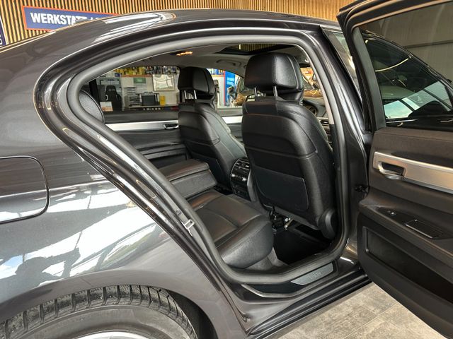 BMW 740 d xDrive *HeadUP*KomfortSitze*Vollauss.*