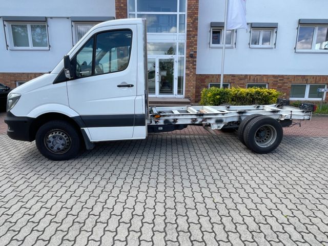 Mercedes-Benz Sprinter 516 CDIAutomatik Xenon Luft Fahrgestell