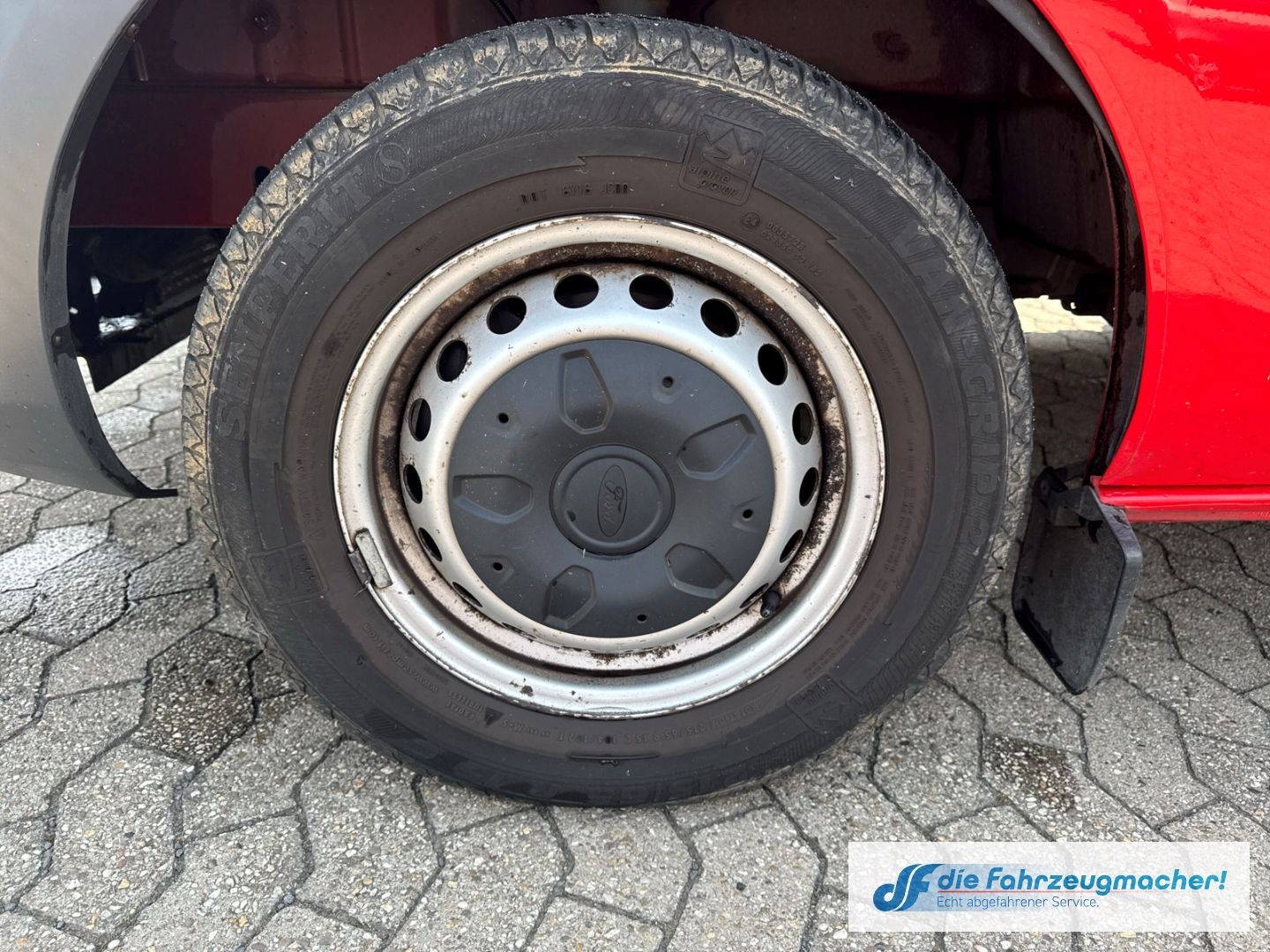 Fahrzeugabbildung Ford Transit Custom Kombi 300 L1 2.2 TDCi *8459