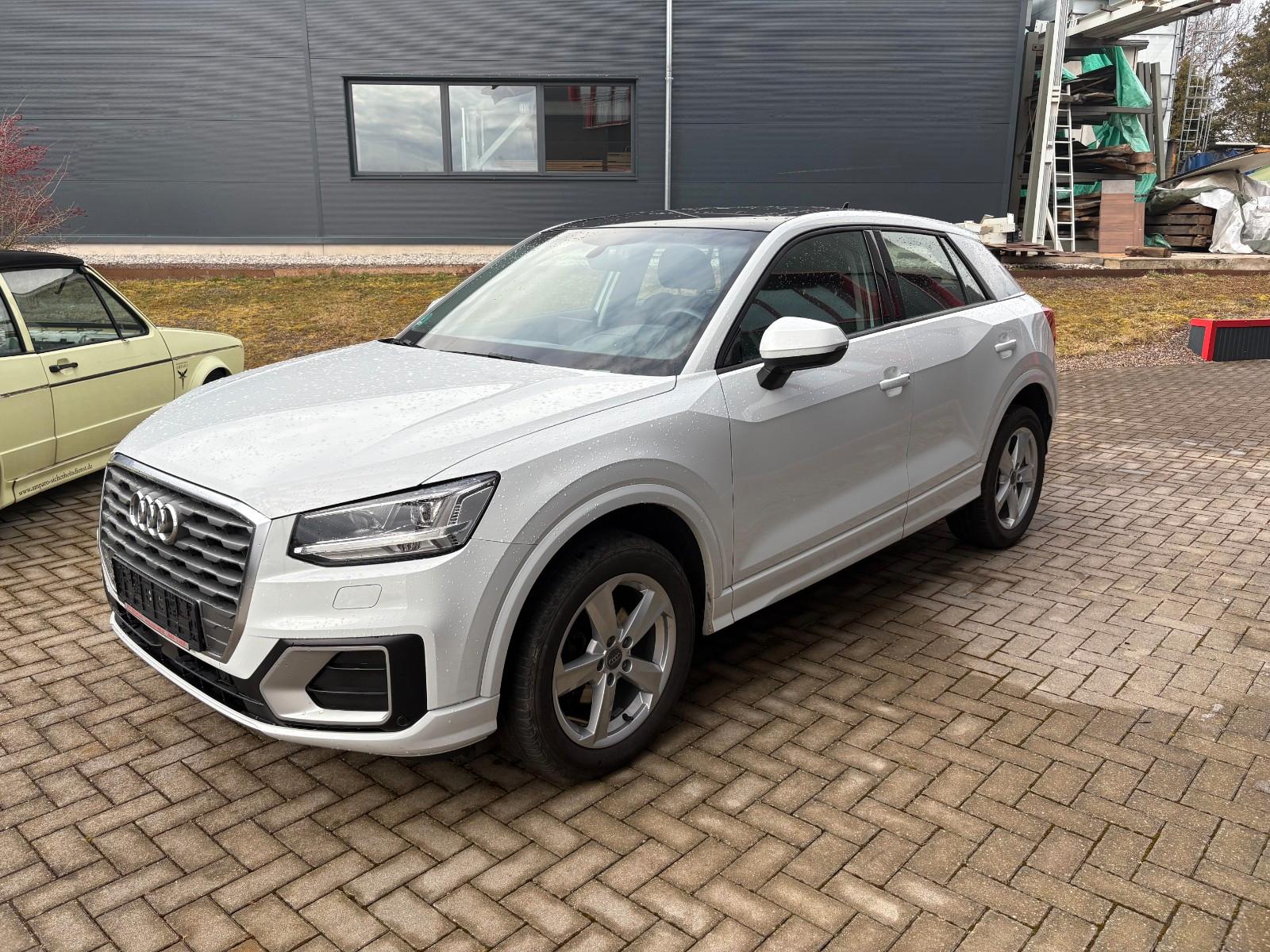 Audi Q2 35 TFSI sport *HUD*ACC*AHK*SHZ*KAMERA*