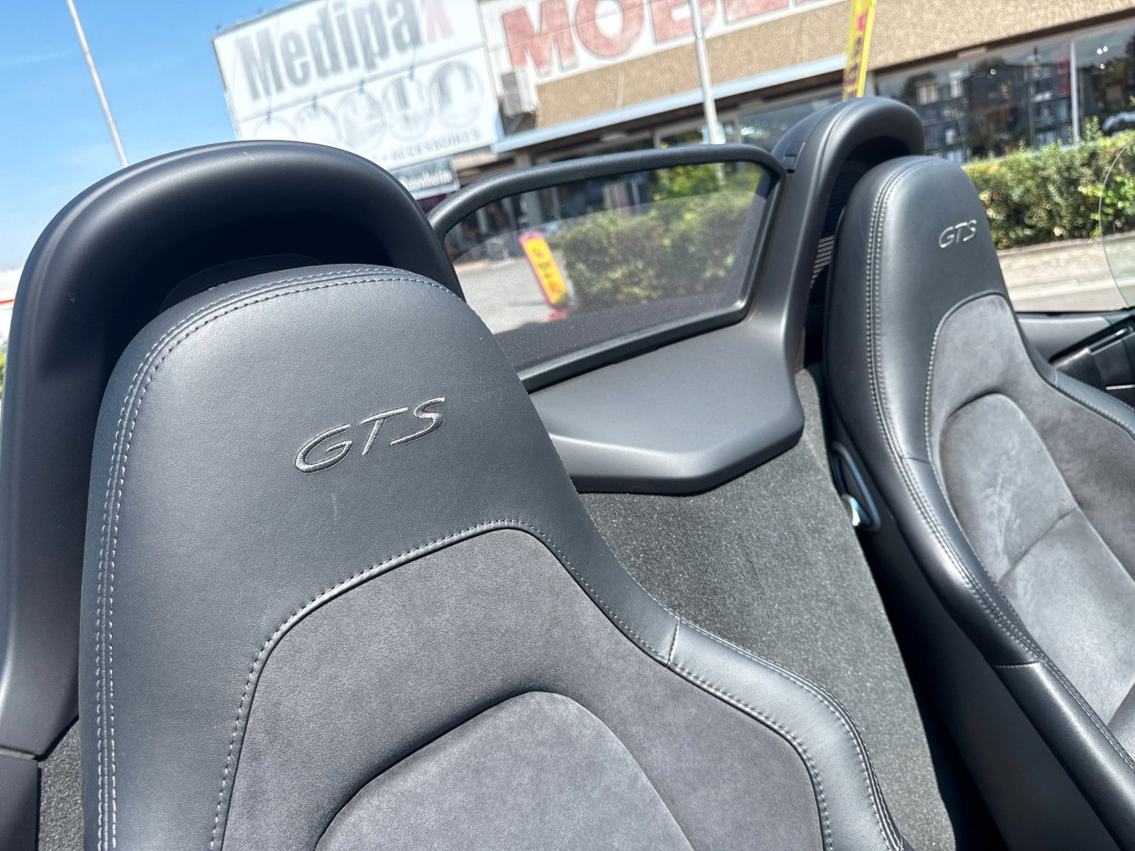 Porsche 718 GTS (KLAPPENAUSPUFF ALCANTARA) foto 4