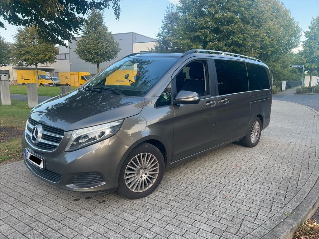 Mercedes-Benz V 220