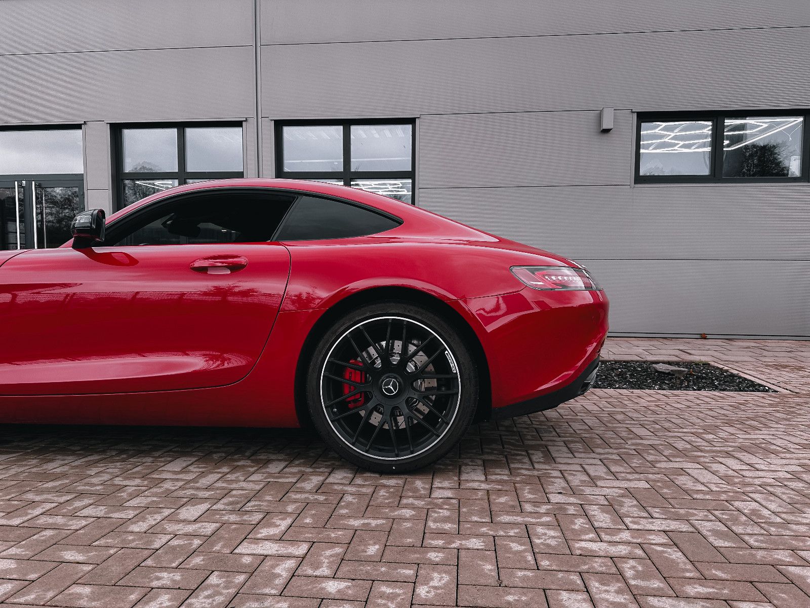 Fahrzeugabbildung Mercedes-Benz AMG GT S Coupe-Facelift-Burmester-LED