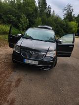 Lancia Voyager 2.8 MultiJet 16v Platinum Automatik ... - Lancia Voyager von privat