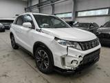 Suzuki Vitara 1.4 Boosterjet Autm. PANO LED ACC R-KAM - Suzuki Unfallwagen