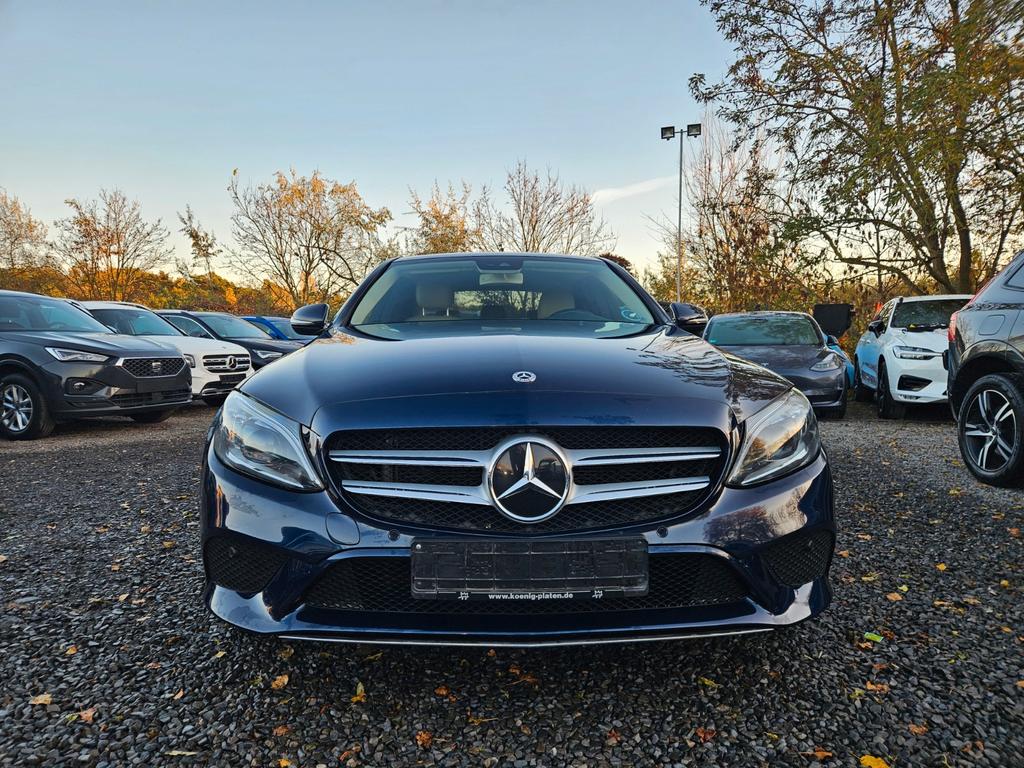 Mercedes-Benz C 180