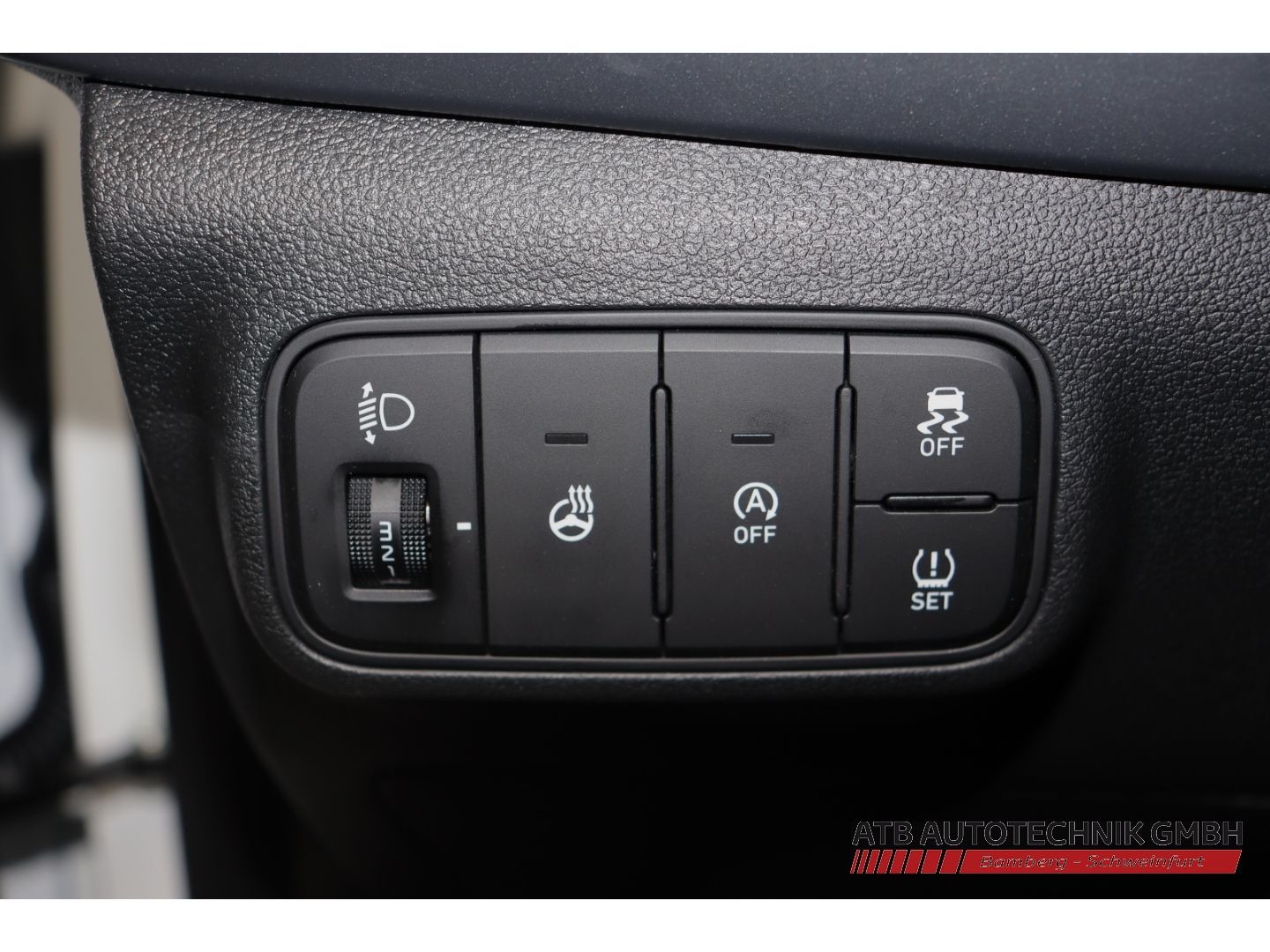 Fahrzeugabbildung Hyundai BAYON MY25 Trend 1.0 T-GDI 100 PS 7-DCT 2WD Komf