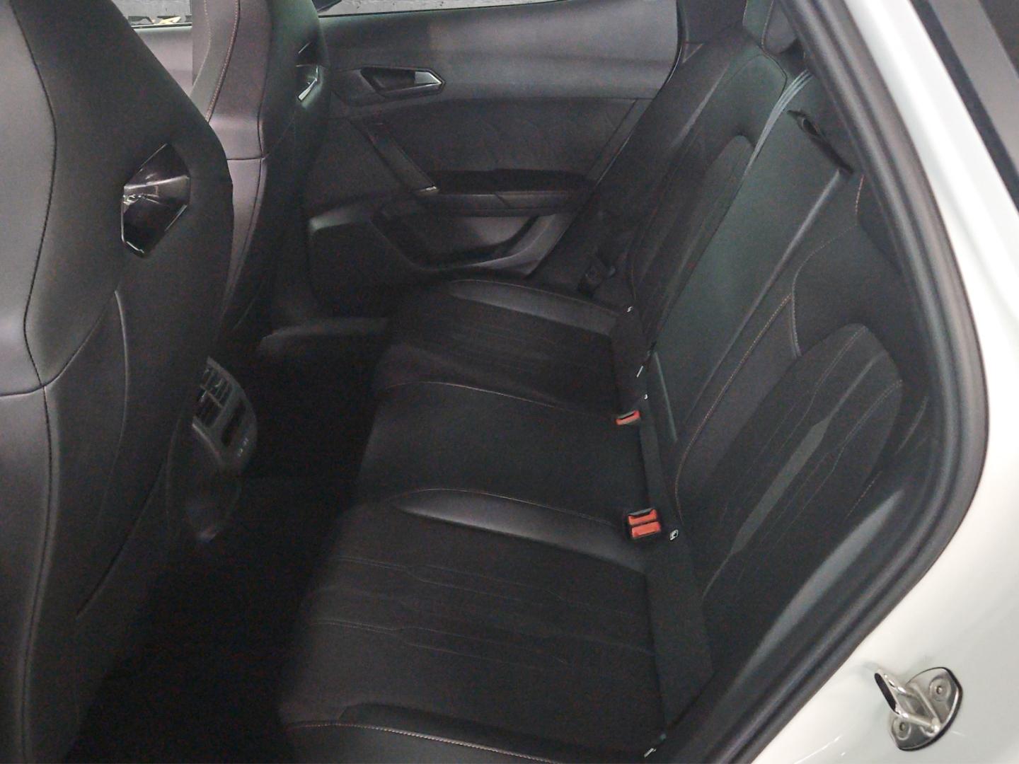 Cupra Formentor VZ Navi LED ACC SHZ FullLink Kamerasy, миниатюра 9