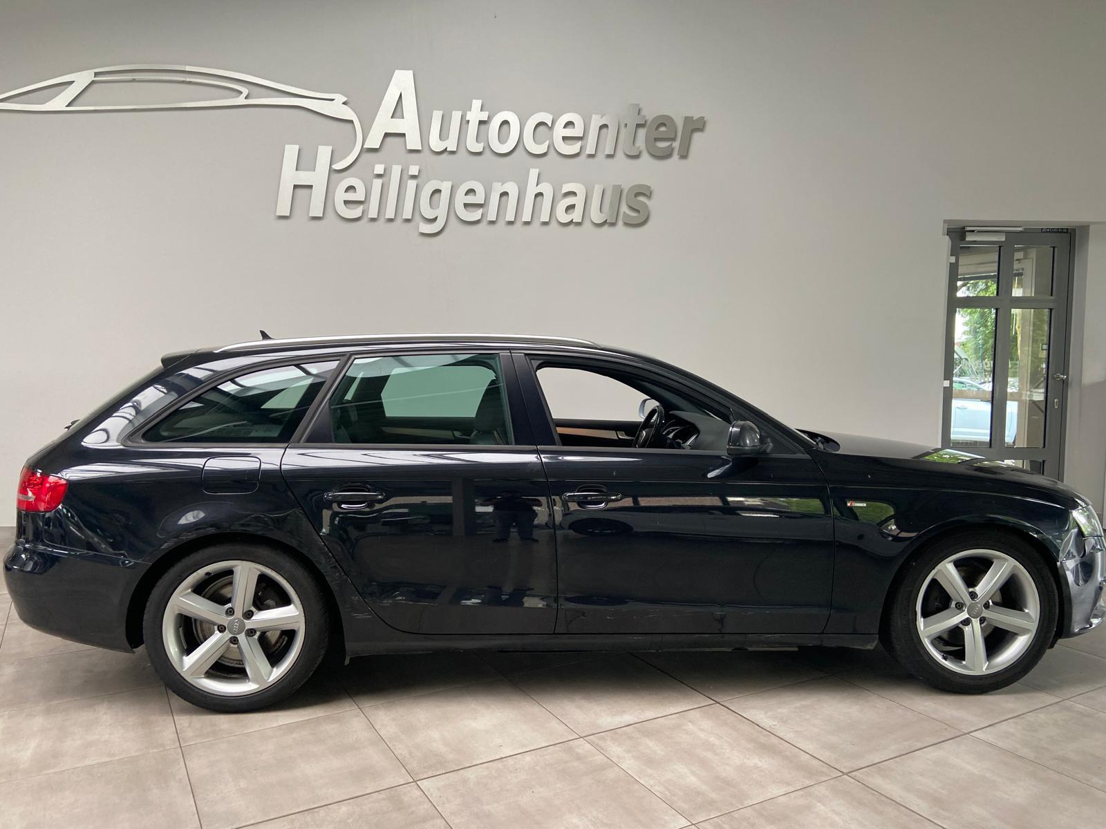 Audi A4 2010 — rear view
