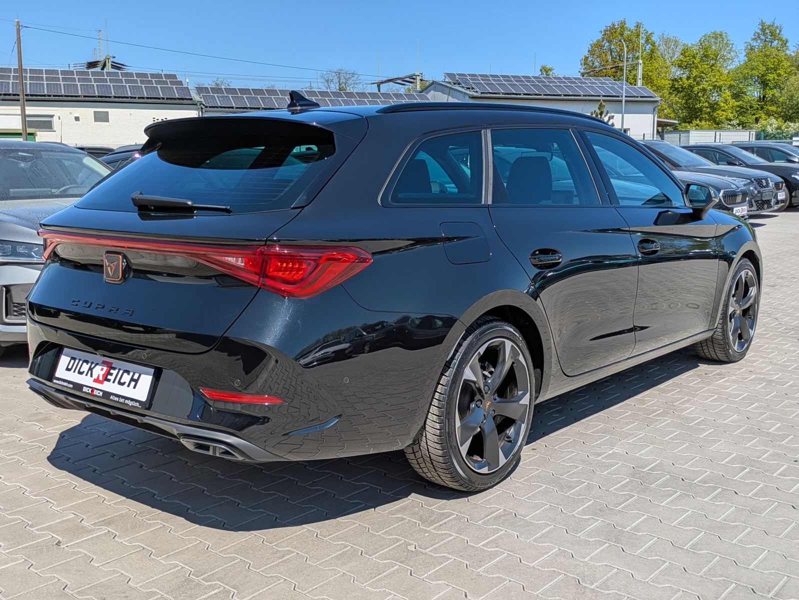 Fahrzeugabbildung CUPRA Leon 1.5 eTSI DSG MATRIX-LED*ACC*APP*KAMERA*18"