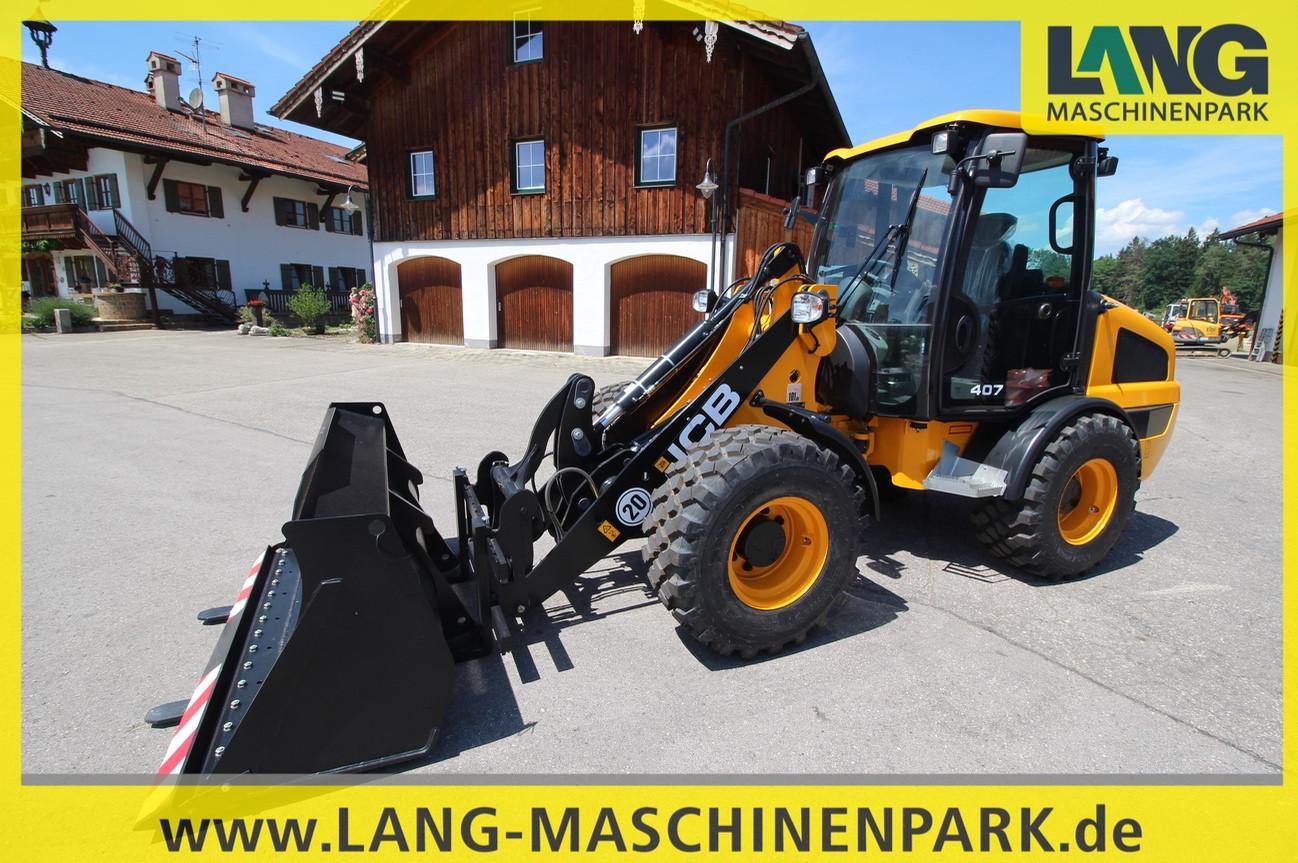JCB 407 inkl. Schaufel & Palettengabel