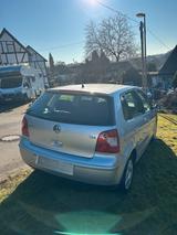 Volkswagen VW Polo 1.4 - Volkswagen Polo aus 2005 mit Diesel-Antrieb