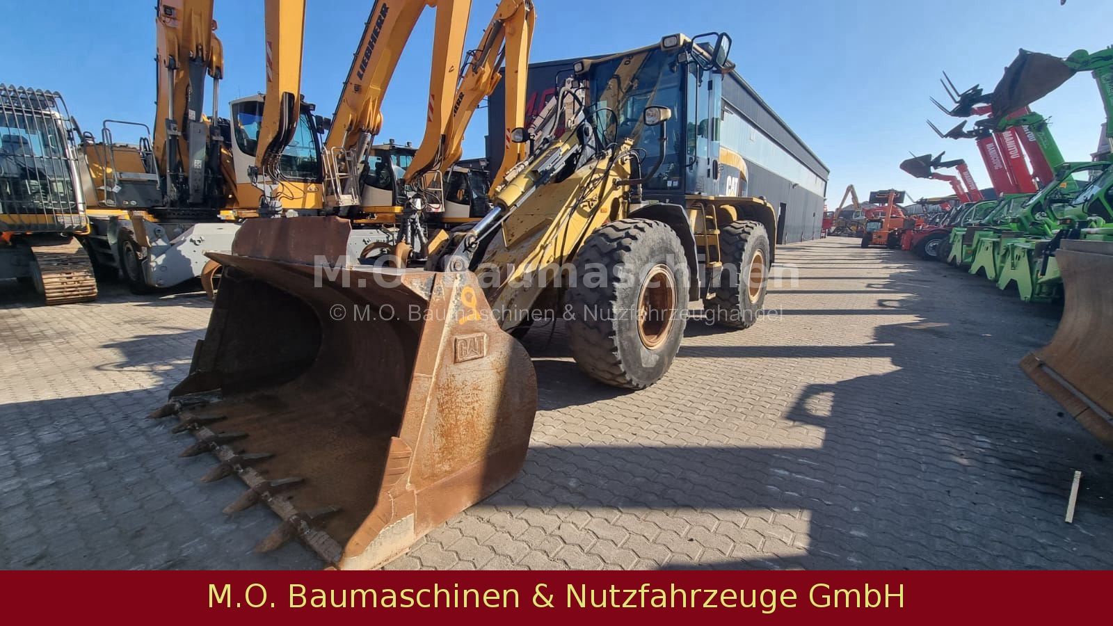 Fahrzeugabbildung CAT 930G / ZSA / SW / Kamera