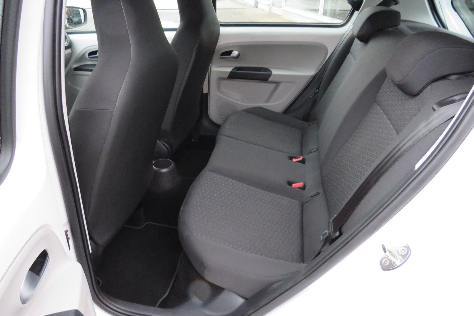Fahrzeugabbildung SEAT Mii Style 4-TÜREN KLIMA ZV EFH TELVOR 1.HAND