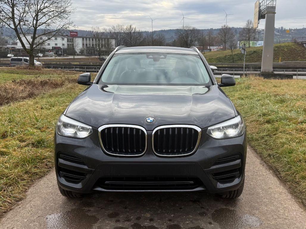 BMW X3 xDrive 20d Navi AHK Alu LED Sportsitze