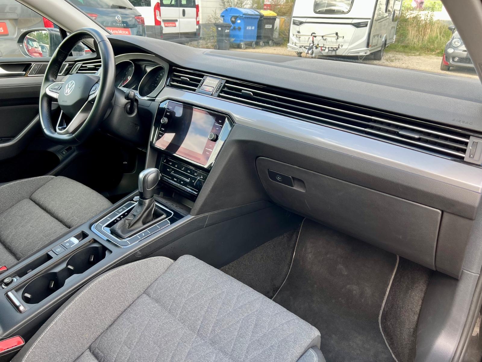 Volkswagen Passat 1.5 TSI CARPLAY NAVI AAC GZJR SHZ, миниатюра 9