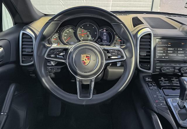 Porsche Cayenne  Pano SHZ Navi CarPlay Scheckheft 21 Zol
