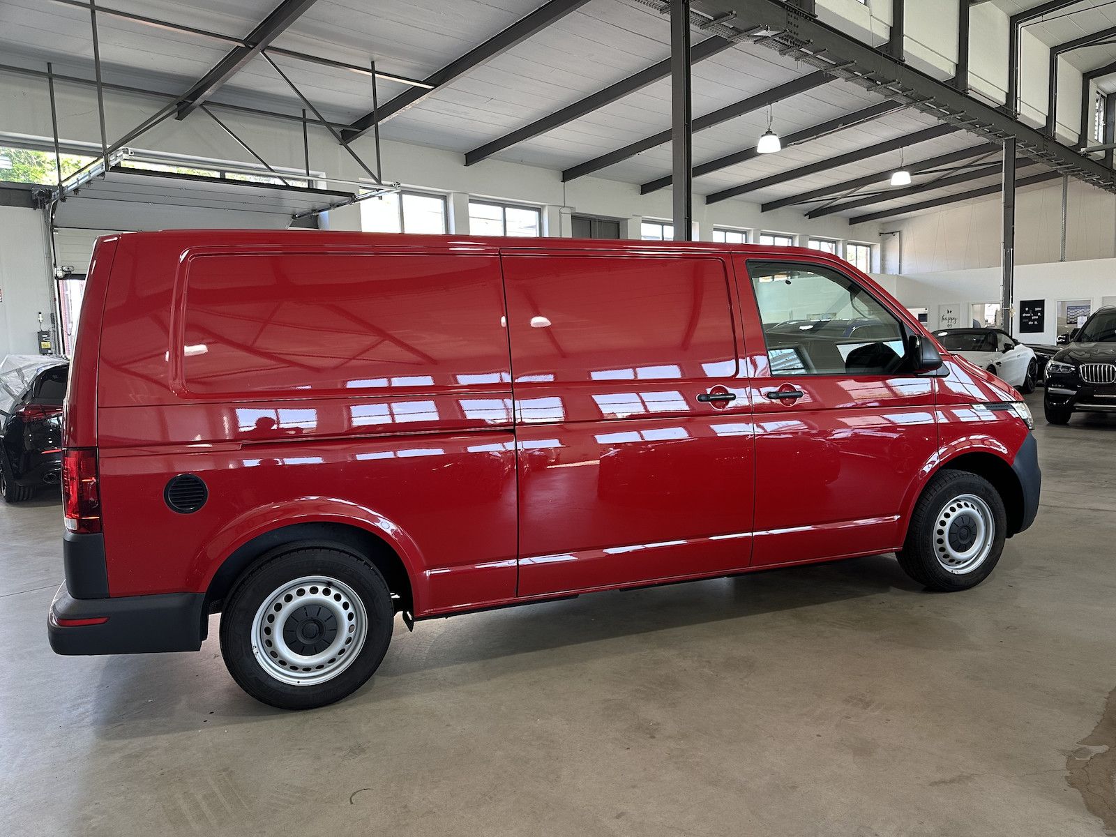 Fahrzeugabbildung Volkswagen T6.1 Transporter 2.0 TDI Kasten lang/Klima//Würt