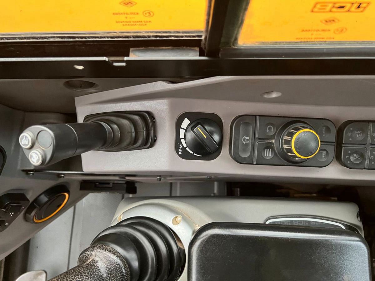 Fahrzeugabbildung JCB 50Z-2 Pro Minibagger / nur 964 h / 2021