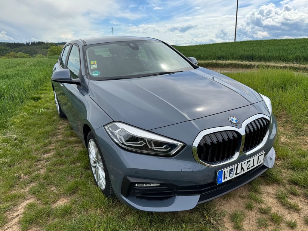 Image of BMW 120