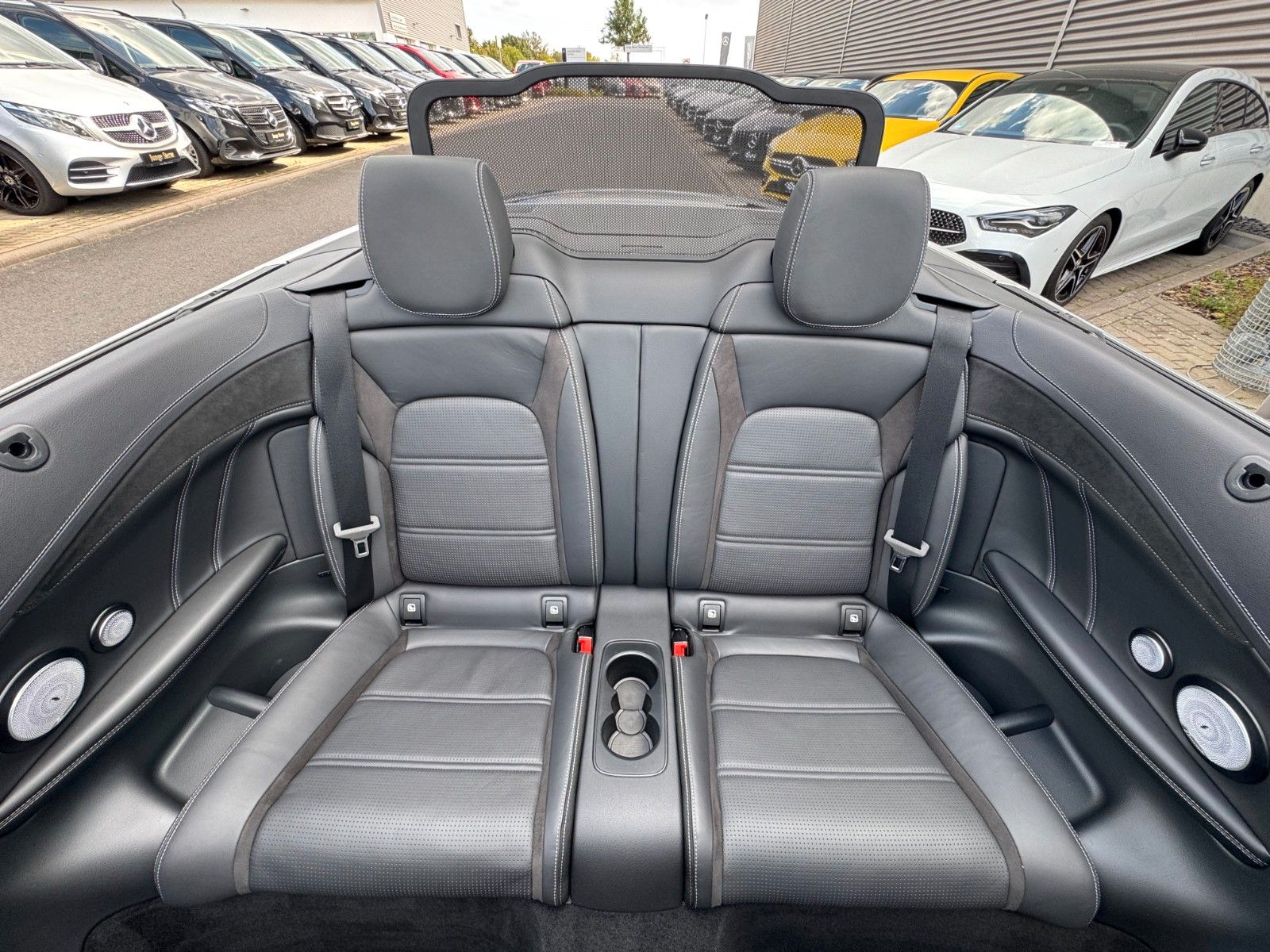 Fahrzeugabbildung Mercedes-Benz C 63 Cabrio Drivers+Burm+S-Klima+Memory+MBeam