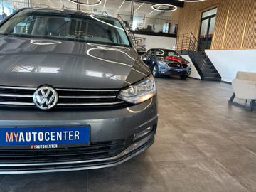 MYAUTOCENTER – Gebraucht- und Jahreswagen mit Werkstattservice in Pfaffenhofen Volkswagen Touran Comfortline BMTStart-Stopp *7 Sitzer*ACC