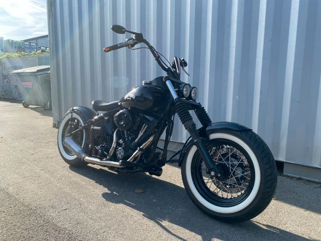 FXST Evo Softail Custom - Bobber Umbau