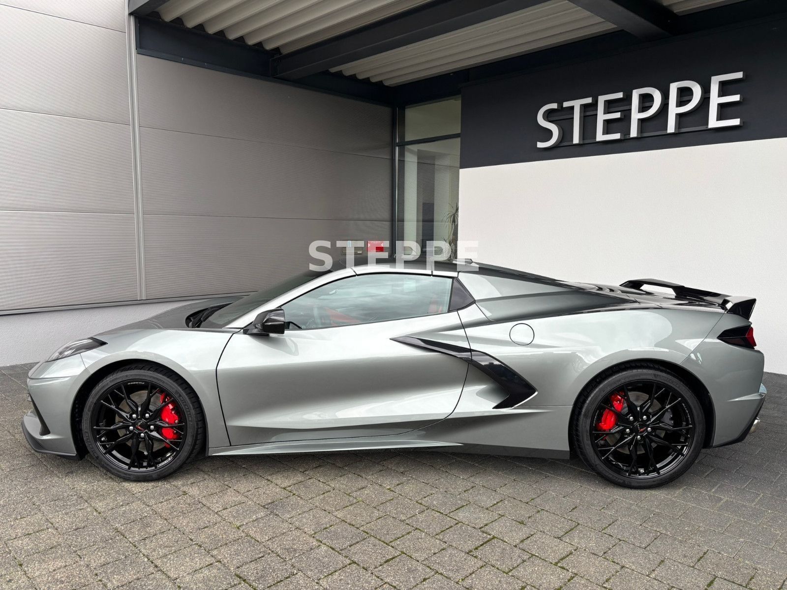 Corvette C8 Stingray Convertible 3LT Europamodell STEPPE