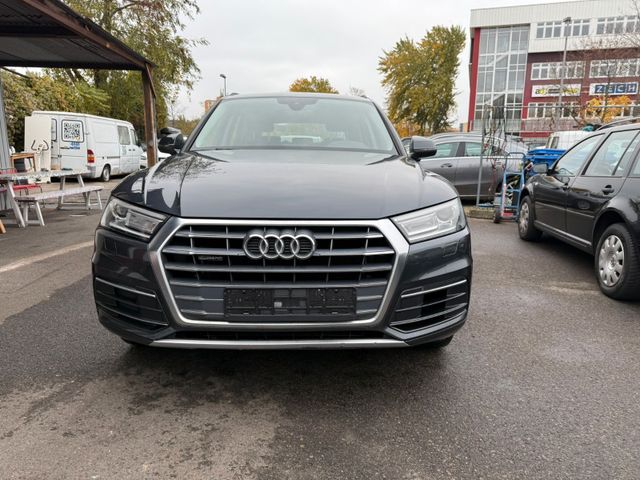 Audi Q5 quattro sport/NAVI/PDC/SPORTSITZE