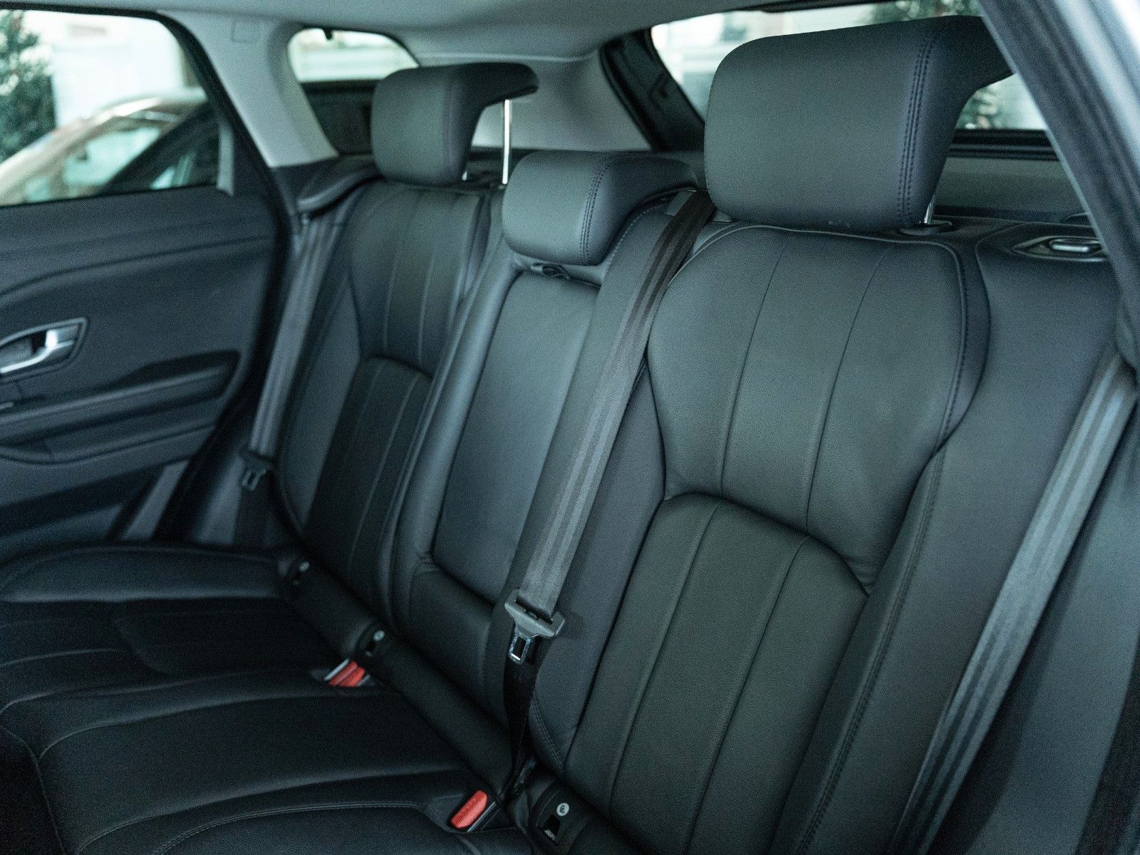 Fahrzeugabbildung Land Rover Range Rover Evoque SE Autom., Panorama,Winter-P.