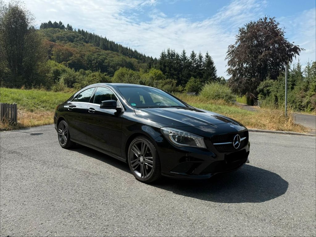 Image of Mercedes-Benz CLA 180