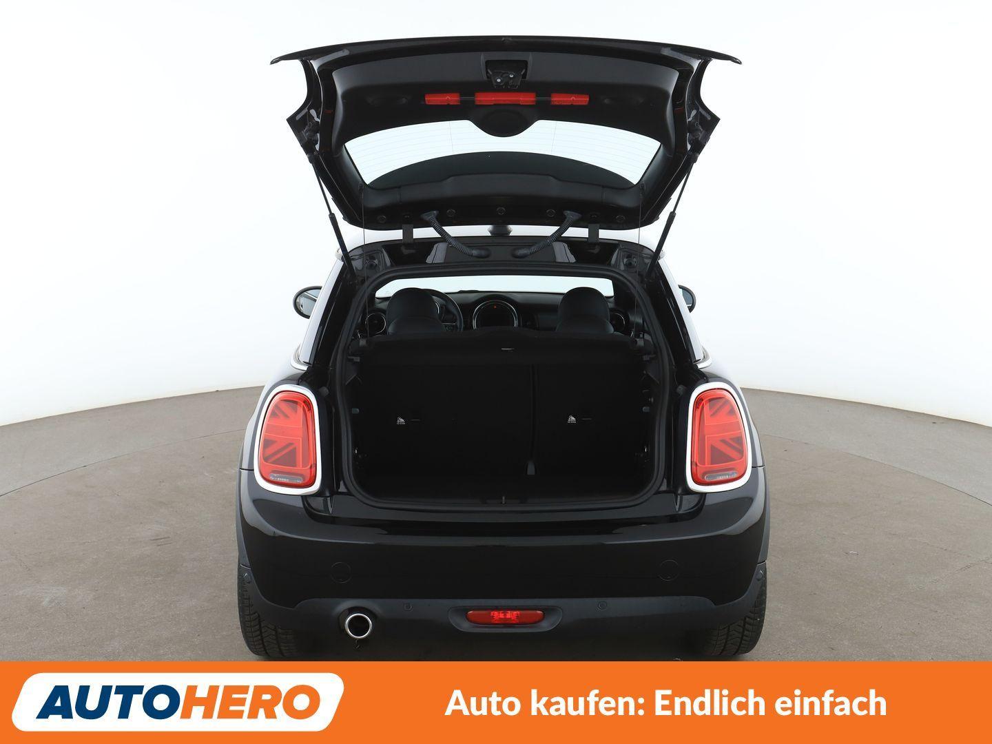 MINI Cooper Aut.*NAVI*LED*PDC*SHZ*KLIMA*TEMPO*