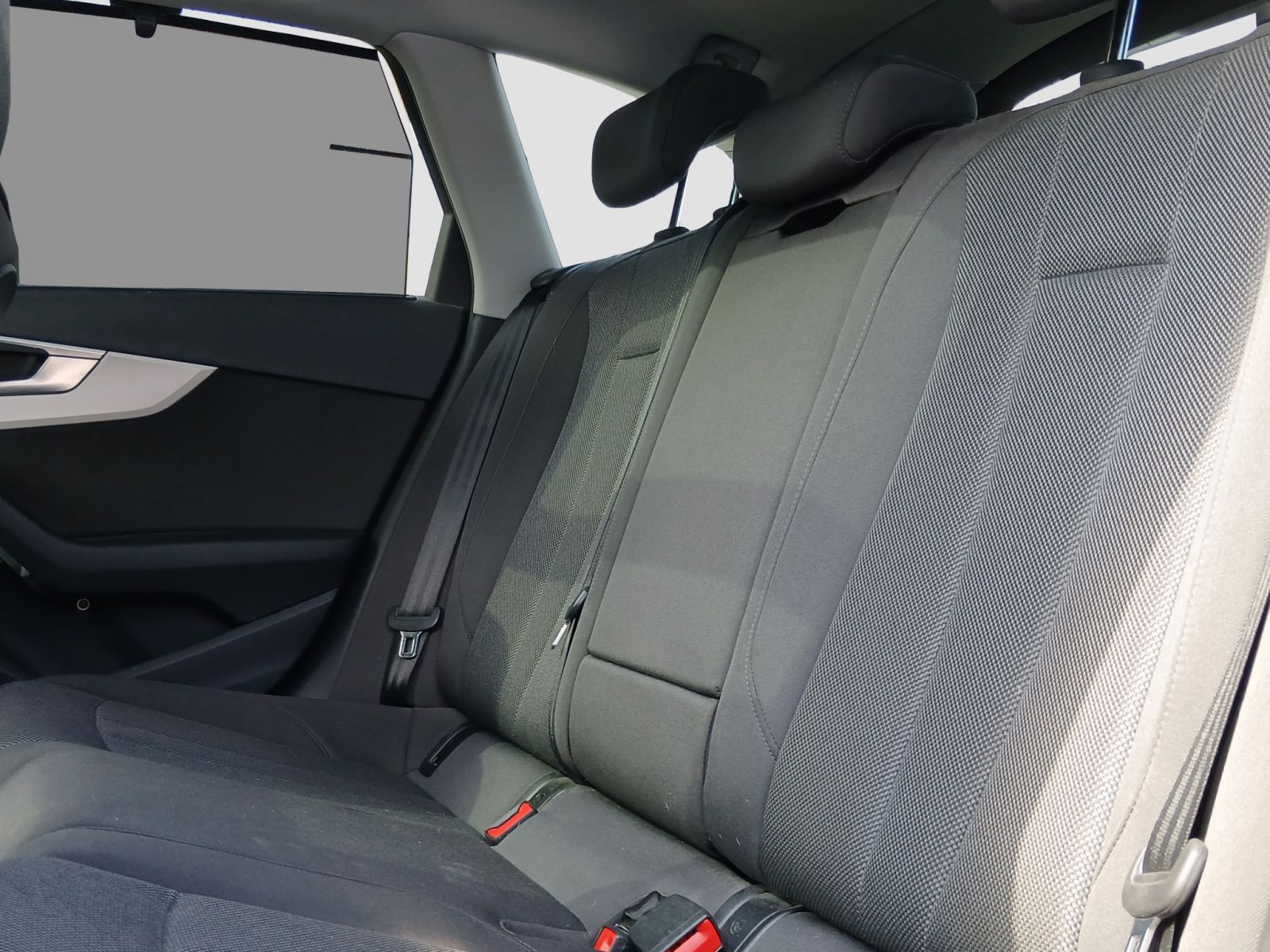 Audi A4 - Bild 8
