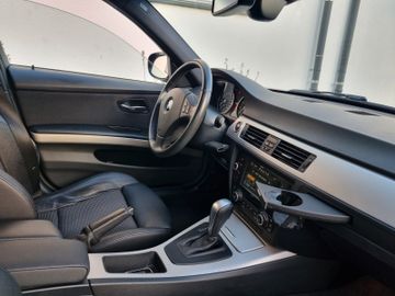 BMW 325 - 8