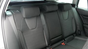Skoda Octavia Combi 1.5 TSI Selection AHK PDC DAB LED