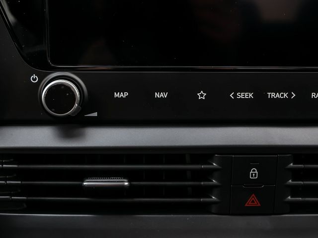 Hyundai Bayon 1.0 Trend 2WD Kamera Navi Sitzhzg. LED