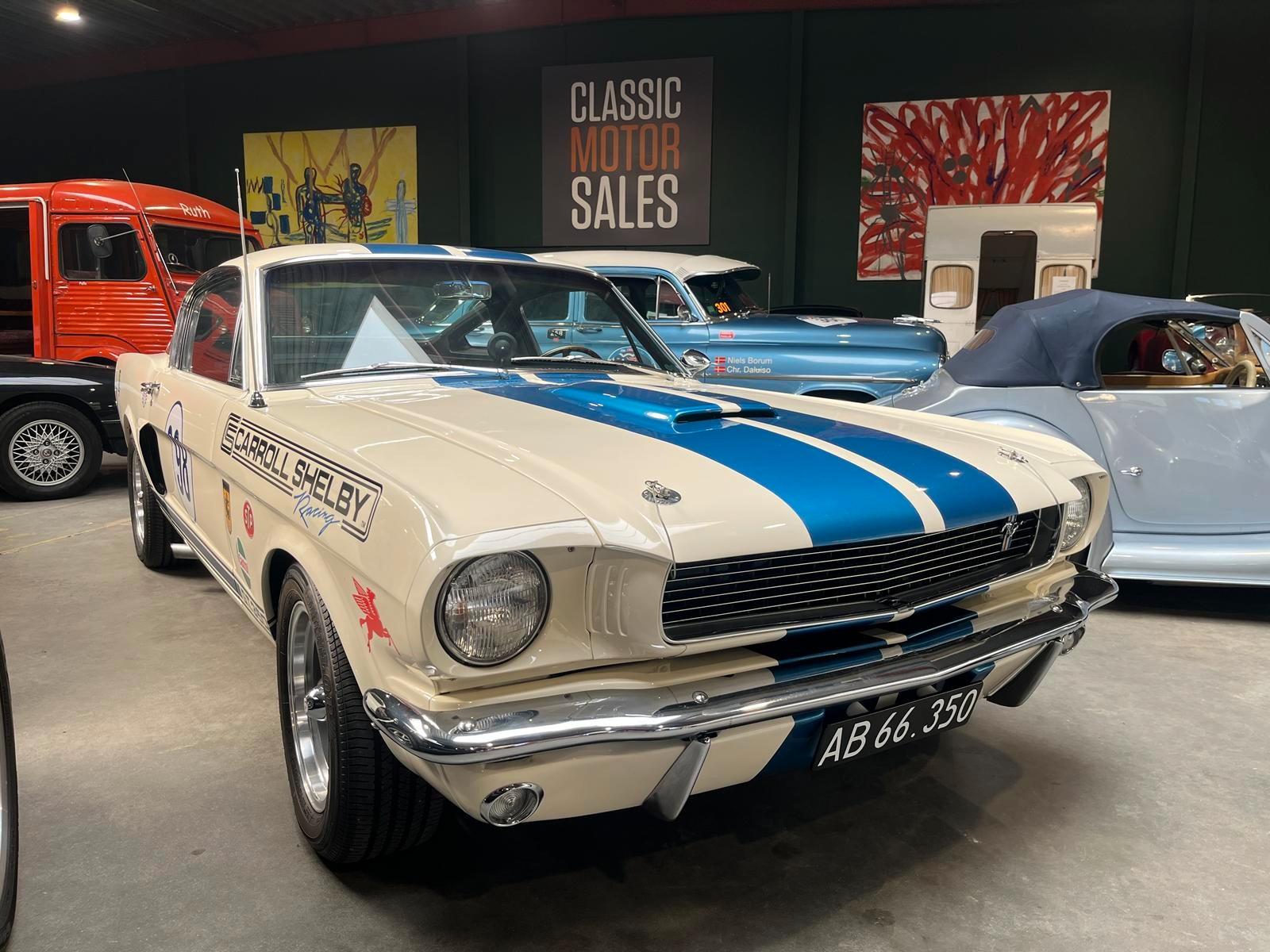 Ford Mustang 350 GT 4,7 V8 Tribute
