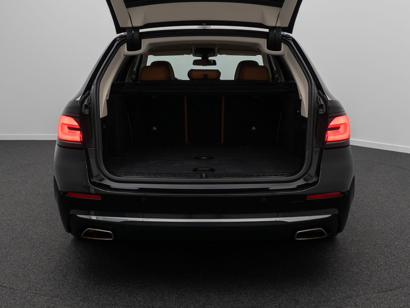 Fahrzeugabbildung BMW 520d xD Luxury Line DAB HUD Kamera Laser Komfort