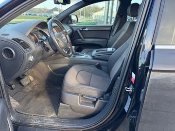 Audi Q7 - 7